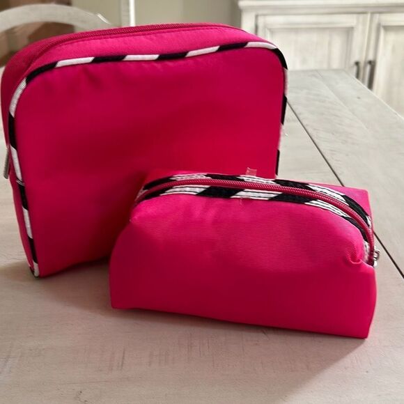 conair Handbags - Cosmetic Bag Set